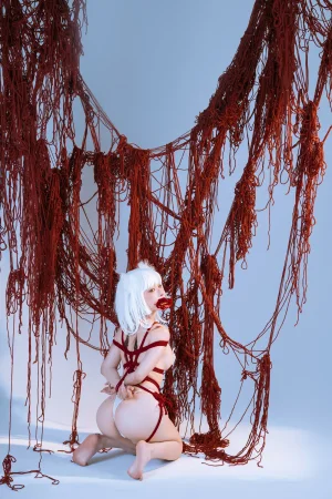 蠢沫沫《折翼》主题写真：62张全套美图