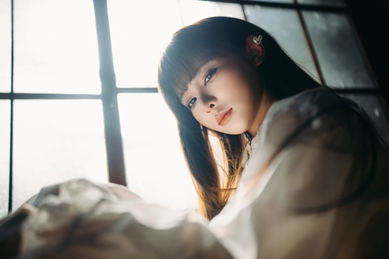 蠢沫沫《阳》主题写真：31张全套美图