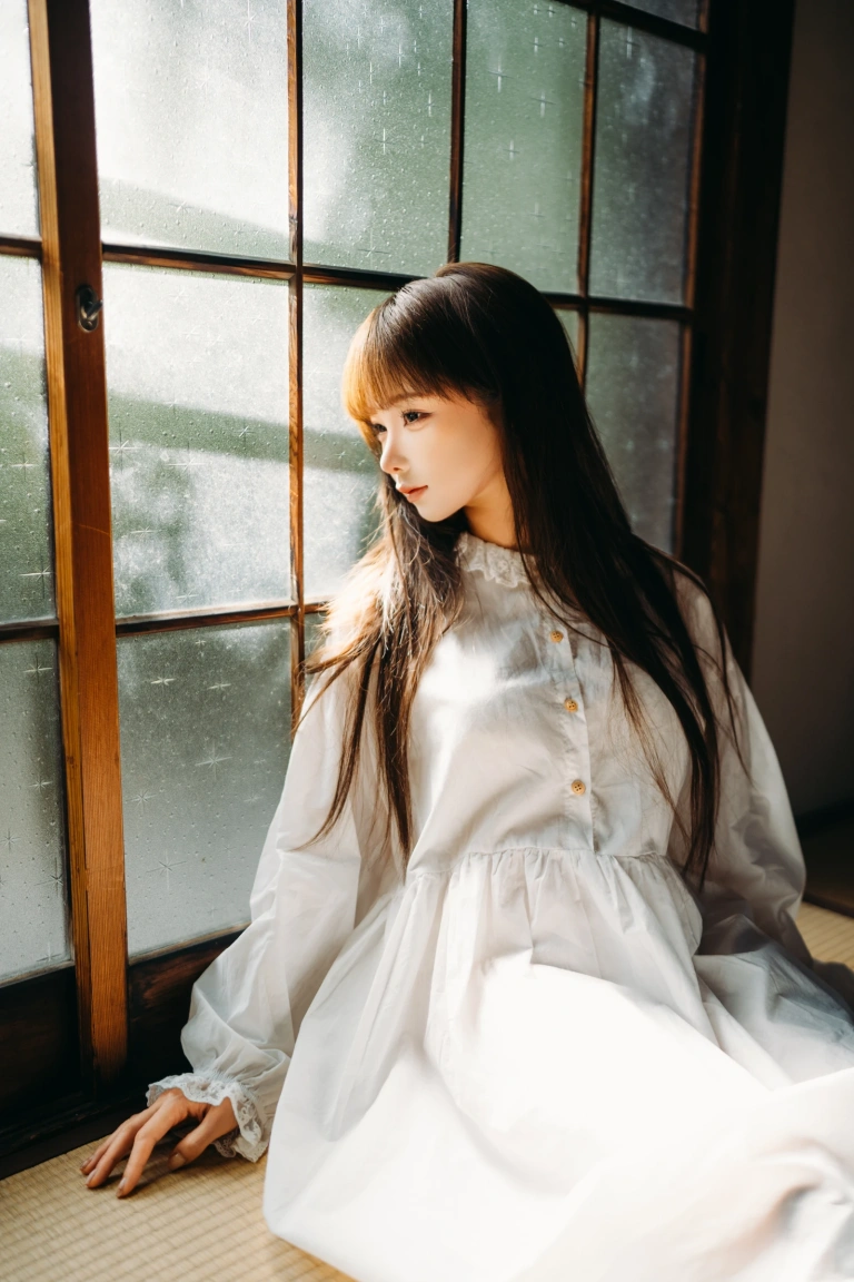 蠢沫沫《阳》主题写真：31张全套美图