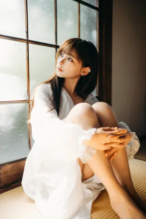 蠢沫沫《阳》主题写真：31张全套美图