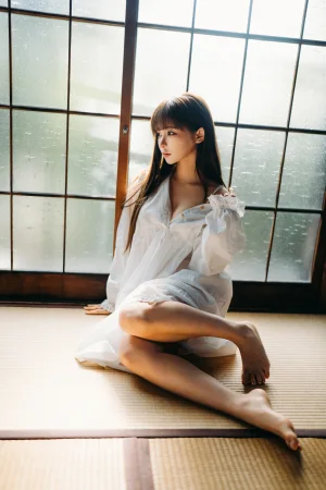 蠢沫沫《阳》主题写真：31张全套美图