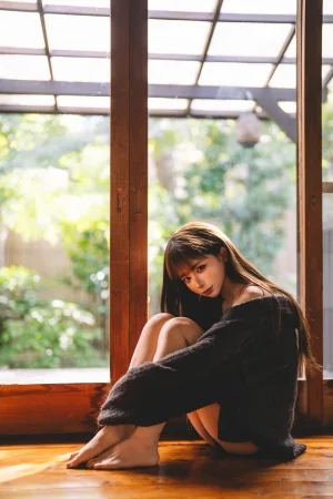 蠢沫沫《橘子》主题写真：30张全套美图