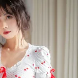 念雪《红玫瑰》主题写真：32张全套美图