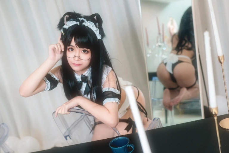 蠢沫沫《猫耳女仆》主题写真：43张全套美图