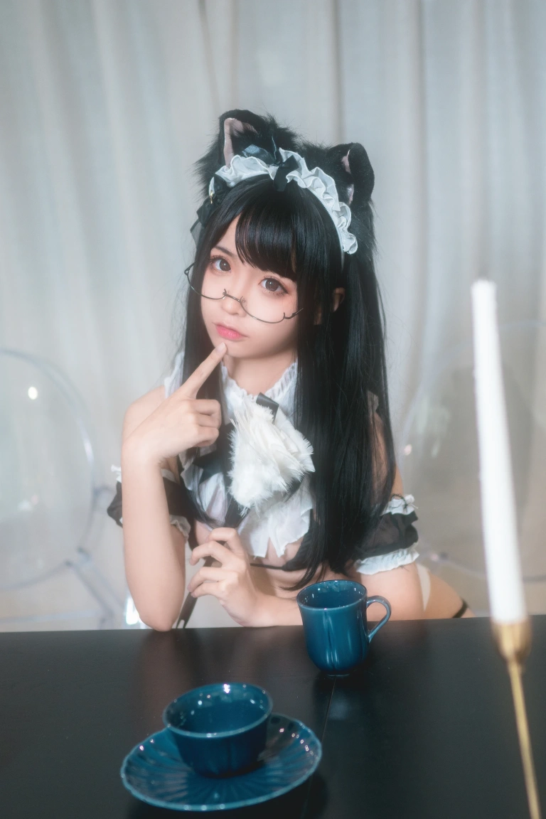 蠢沫沫《猫耳女仆》主题写真：43张全套美图