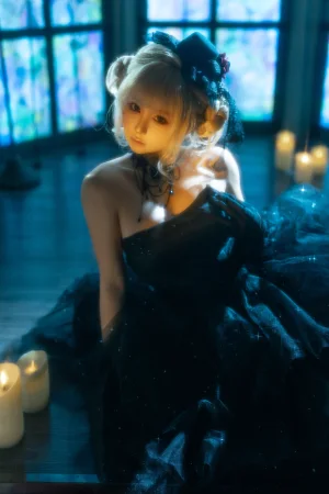 蠢沫沫《叫兽 黑婚纱》主题写真：37张全套美图，含1个视频