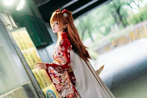 蠢沫沫《EVA 明日香 和服》主题写真：30张全套美图