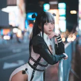 果咩酱《中式赛博》主题写真：13张全套美图