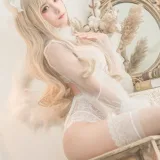 蠢沫沫《白猫》主题写真：40张全套美图