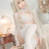 蠢沫沫《白猫》主题写真：40张全套美图