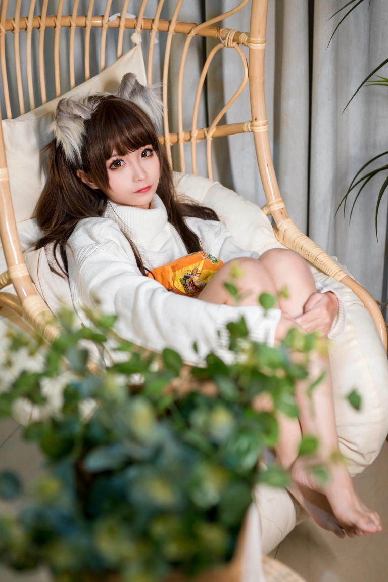 蠢沫沫《白毛衣》主题写真：45张全套美图