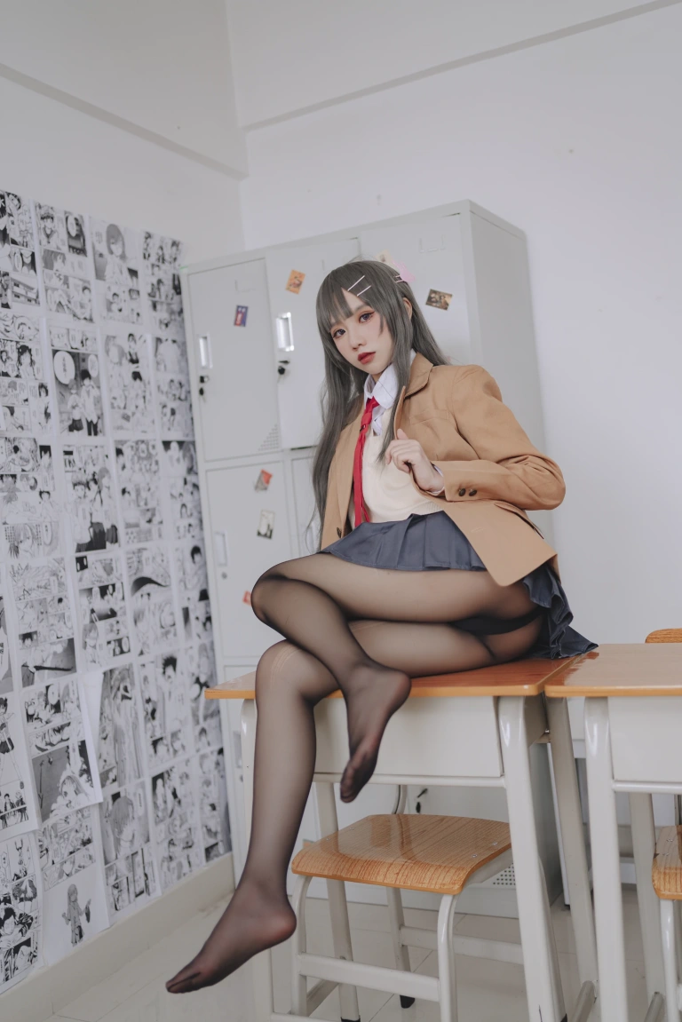 果咩酱《麻衣校服》主题写真：30张全套美图