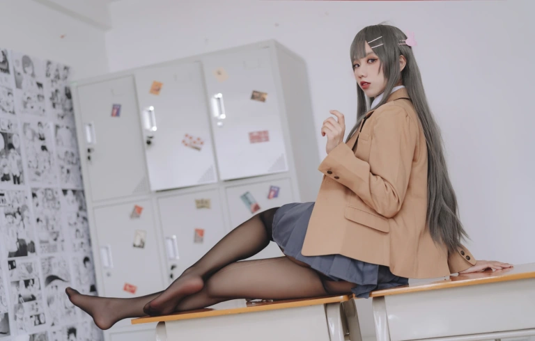 果咩酱《麻衣校服》主题写真：30张全套美图