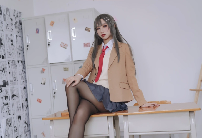 果咩酱《麻衣校服》主题写真：30张全套美图