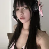 果咩酱《粉色机甲》主题写真：30张全套美图，含2个视频