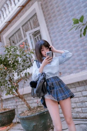桜井宁宁《jk之居家》主题写真：65张全套美图