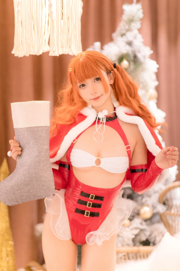 神楽坂真冬《第二季 序号28：《クリスマス クイーン》》主题写真：150张全套美图