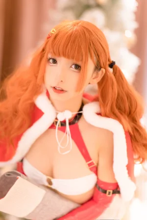 神楽坂真冬《第二季 序号28：《クリスマス クイーン》》主题写真：150张全套美图