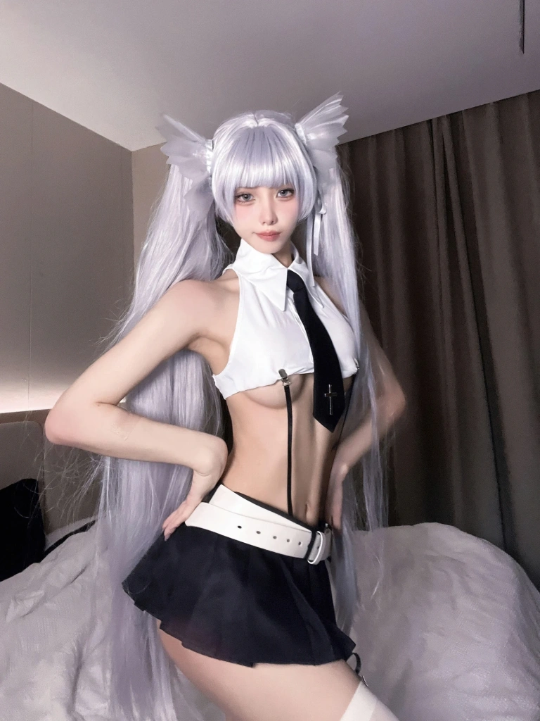 果咩酱《天使女警》主题写真：23张全套美图
