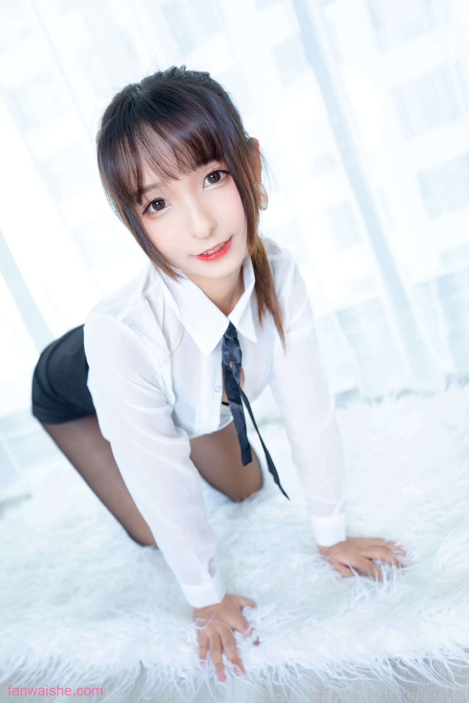 神楽坂真冬 神楽坂真冬 NO.48 - 第二季 序号29：《ホワイトオフィス》