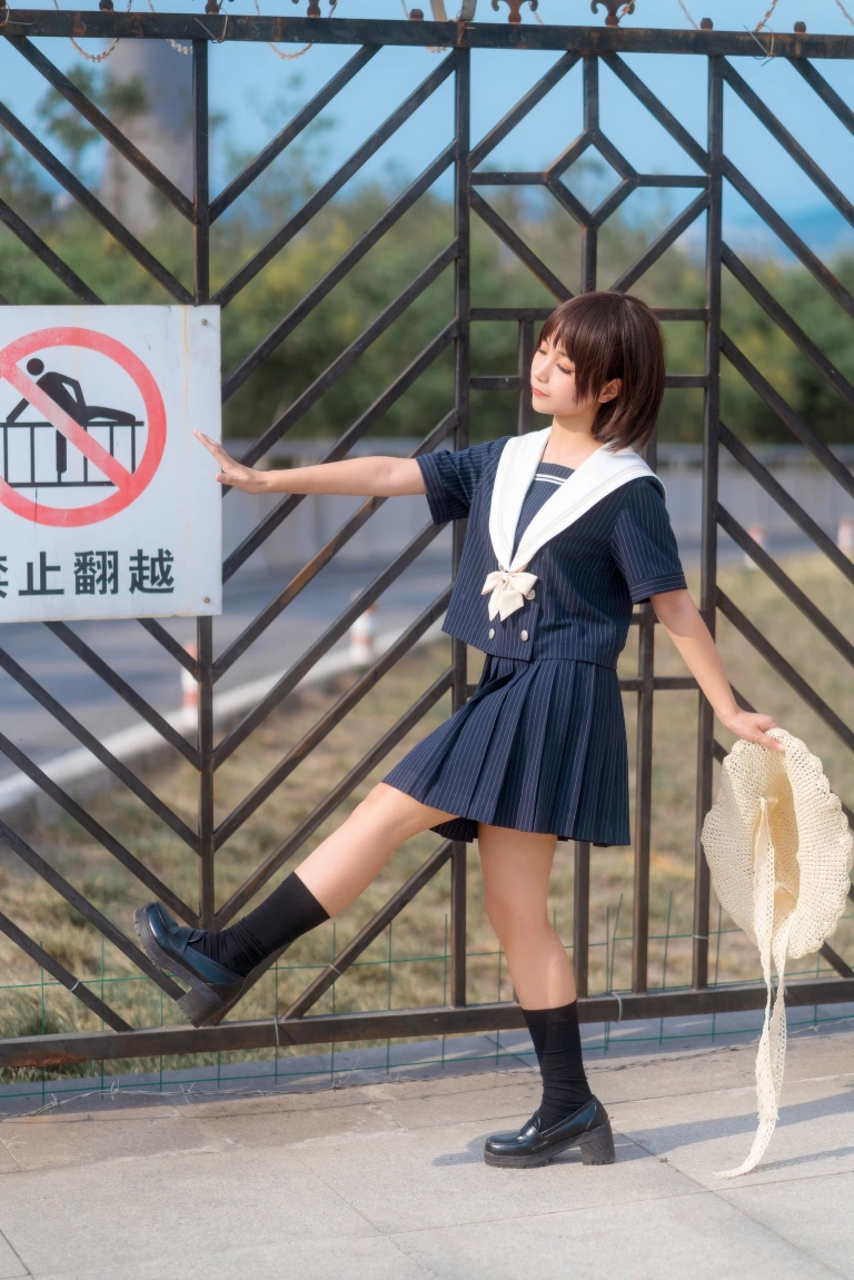蠢沫沫《jk制服》主题写真：40张全套美图