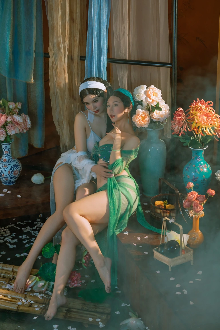 轩萧学姐&奶桃桃《NO.50 – 白娘子&青蛇》主题写真：26张全套美图，含1个视频