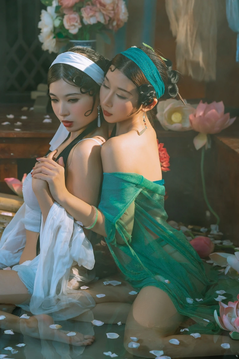 轩萧学姐&奶桃桃《NO.50 – 白娘子&青蛇》主题写真：26张全套美图，含1个视频