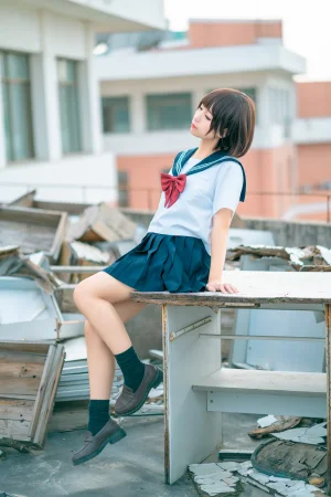 蠢沫沫《天台jk》主题写真：40张全套美图