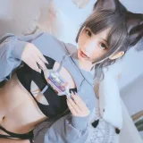 神楽坂真冬《第三季 序号4：《危険な耳》狼妹&兔娘》主题写真：150张全套美图，含4个视频