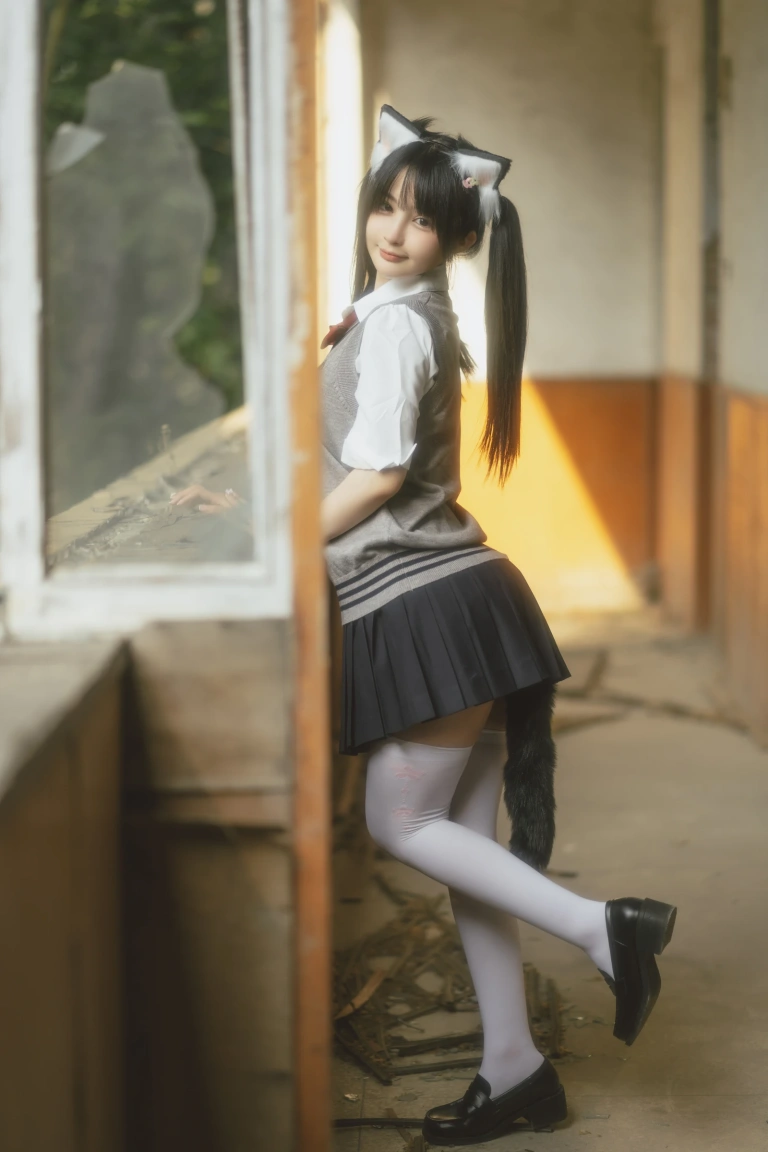 桜井宁宁《废墟jk》主题写真：74张全套美图