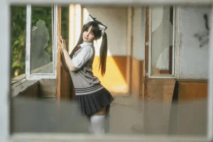桜井宁宁《废墟jk》主题写真：74张全套美图