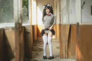 桜井宁宁《废墟jk》主题写真：74张全套美图