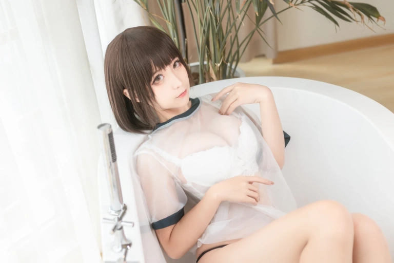 蠢沫沫《透明体操服》主题写真：40张全套美图