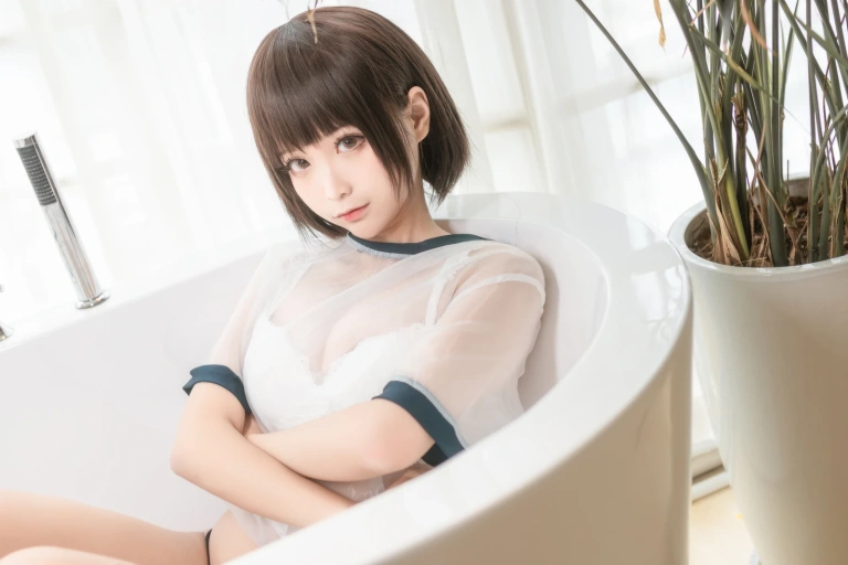 蠢沫沫《透明体操服》主题写真：40张全套美图