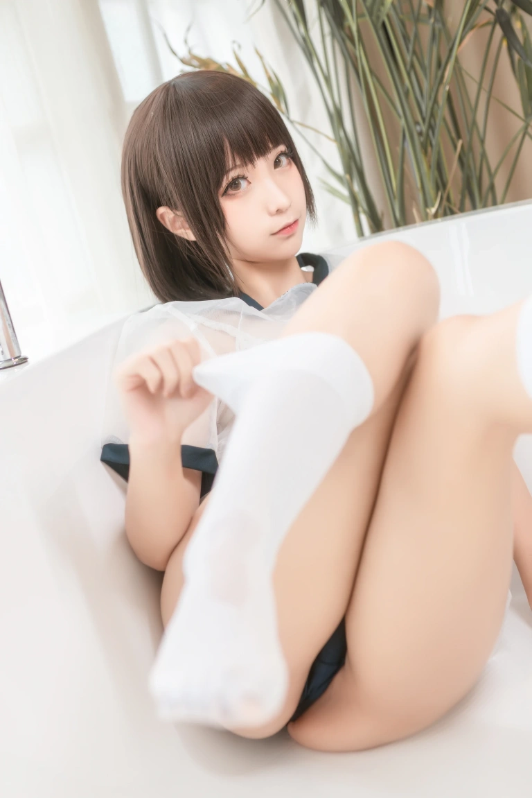 蠢沫沫《透明体操服》主题写真：40张全套美图
