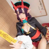 神楽坂真冬《第三季 序号5：《果実の酒気》酒吞cos》主题写真：150张全套美图，含3个视频