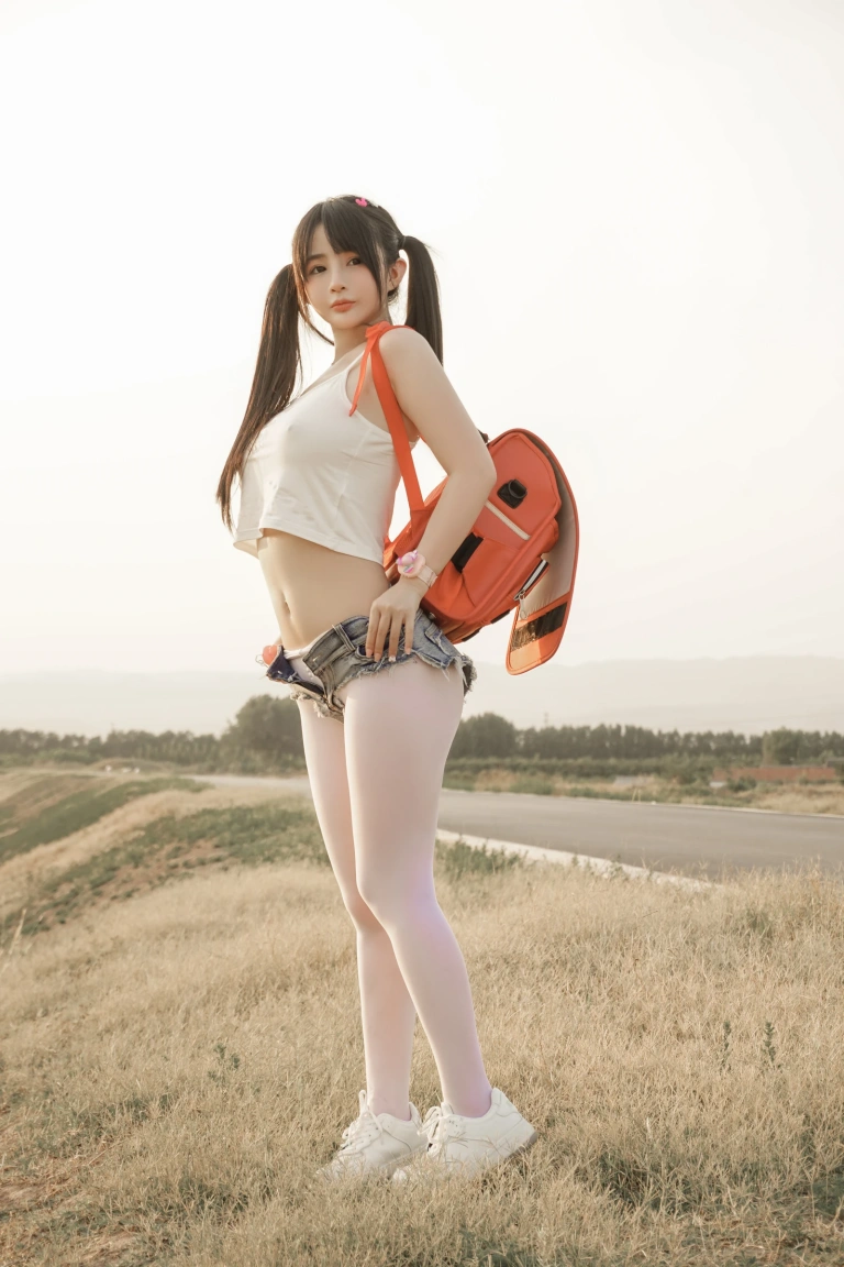 桜井宁宁《小红包》主题写真：95张全套美图