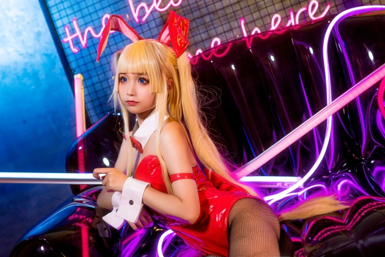 蠢沫沫《兔女郎》主题写真：35张全套美图
