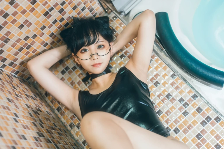 蠢沫沫《猫耳死库水》主题写真：40张全套美图