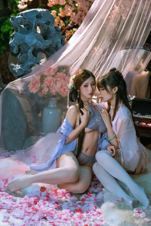 轩萧学姐&奶桃桃《NO.59 – 朝开暮落 下》主题写真：117张全套美图，含5个视频