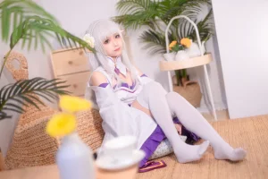蠢沫沫《艾米利亚》主题写真：46张全套美图