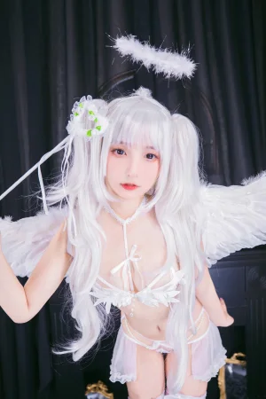 神楽坂真冬《第三季 序号13：《天国に落ちる》坠入天堂》主题写真：150张全套美图，含2个视频