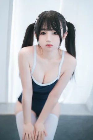 桜井宁宁《白丝死库水》主题写真：84张全套美图