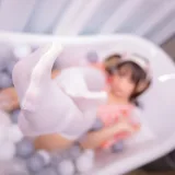 神楽坂真冬《第三季 序号15：《ガールズパフェ》雪糕少女》主题写真：150张全套美图，含2个视频