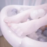 神楽坂真冬《第三季 序号15：《ガールズパフェ》雪糕少女》主题写真：150张全套美图，含2个视频
