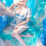 雯仔不讲道理《冰雪》主题写真：32张全套美图