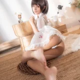 蠢沫沫《透明护士》主题写真：60张全套美图