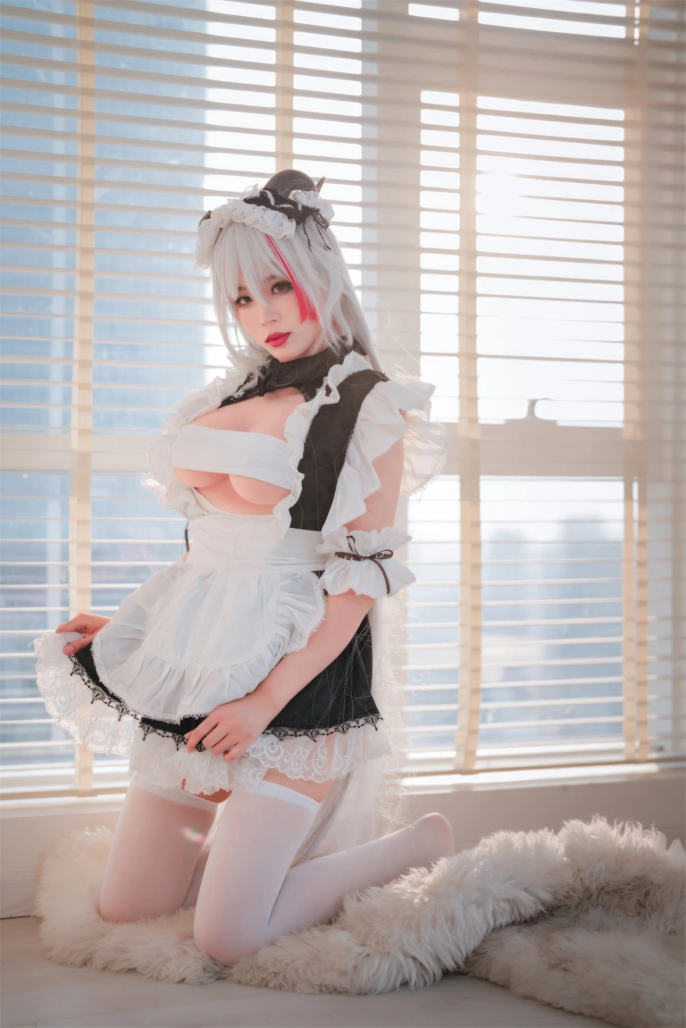 轩萧学姐《NO.65 – 碧蓝航线 埃吉尔女仆》主题写真：66张全套美图