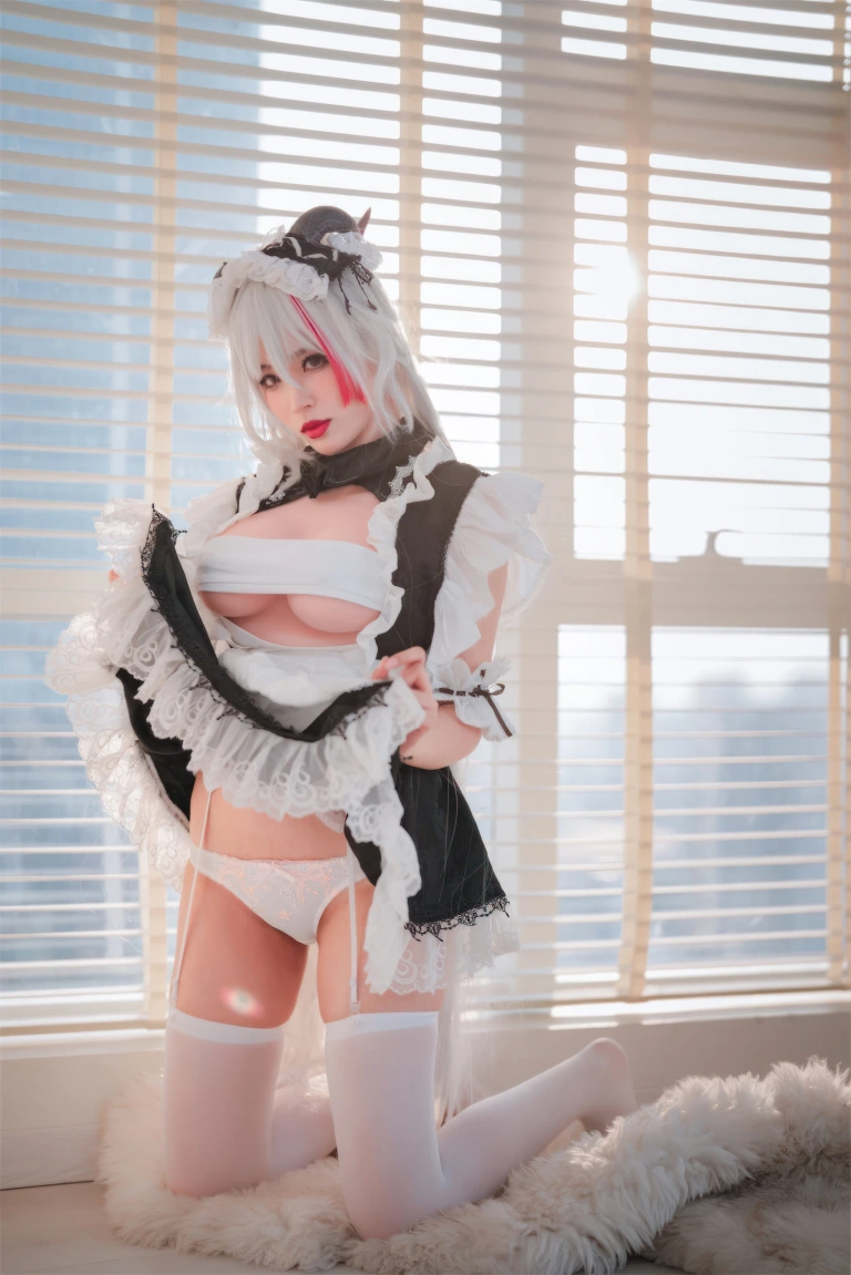 轩萧学姐《NO.65 – 碧蓝航线 埃吉尔女仆》主题写真：66张全套美图