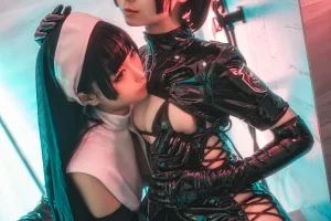 蠢沫沫《修女×护士》主题写真：50张全套美图
